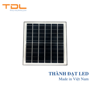 Đèn năng lượng mặt trời sân vườn UFO 300w