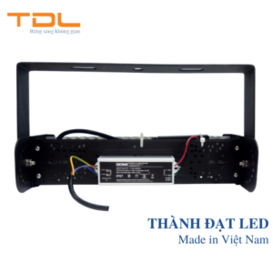 Đèn pha led ngoài trời module sân thể thao 50w