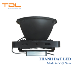 Đèn pha LED cầu cảng 400w