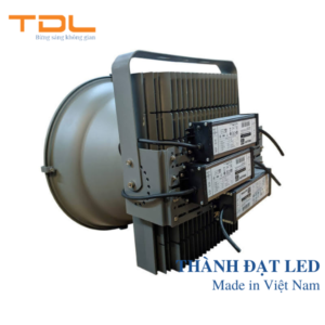 Đèn pha LED cầu cảng 600w